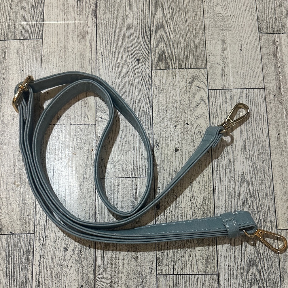 Source Unknown Blue Strap with Gold Clips